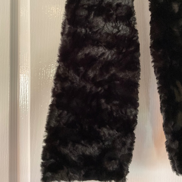 The alchemist faux fur scarf - Picture 2 of 5